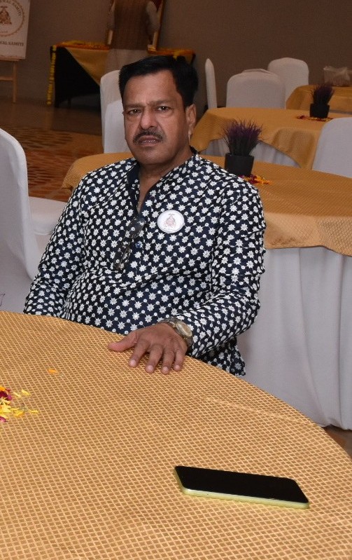 Founder 3